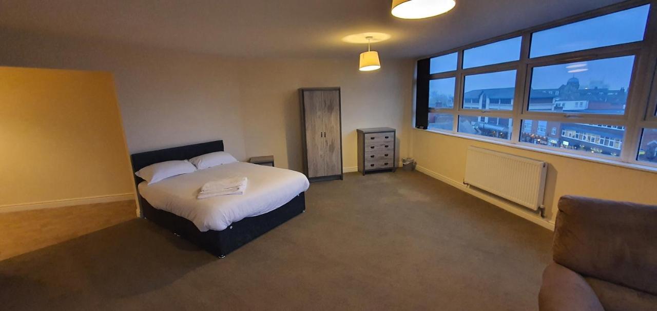 Apartment In Central Wakefield Bagian luar foto
