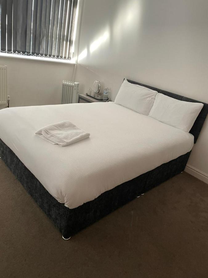 Apartment In Central Wakefield Bagian luar foto